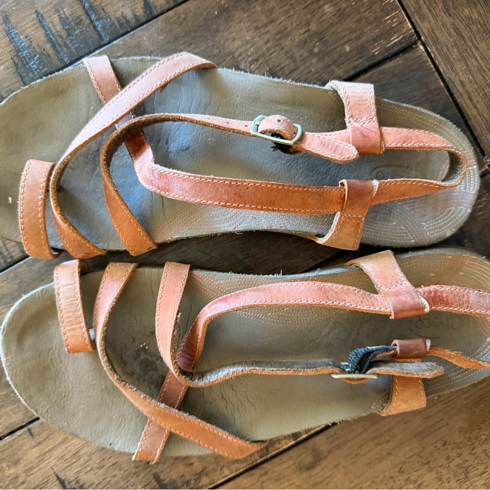 Chaco Tan leather Sandals